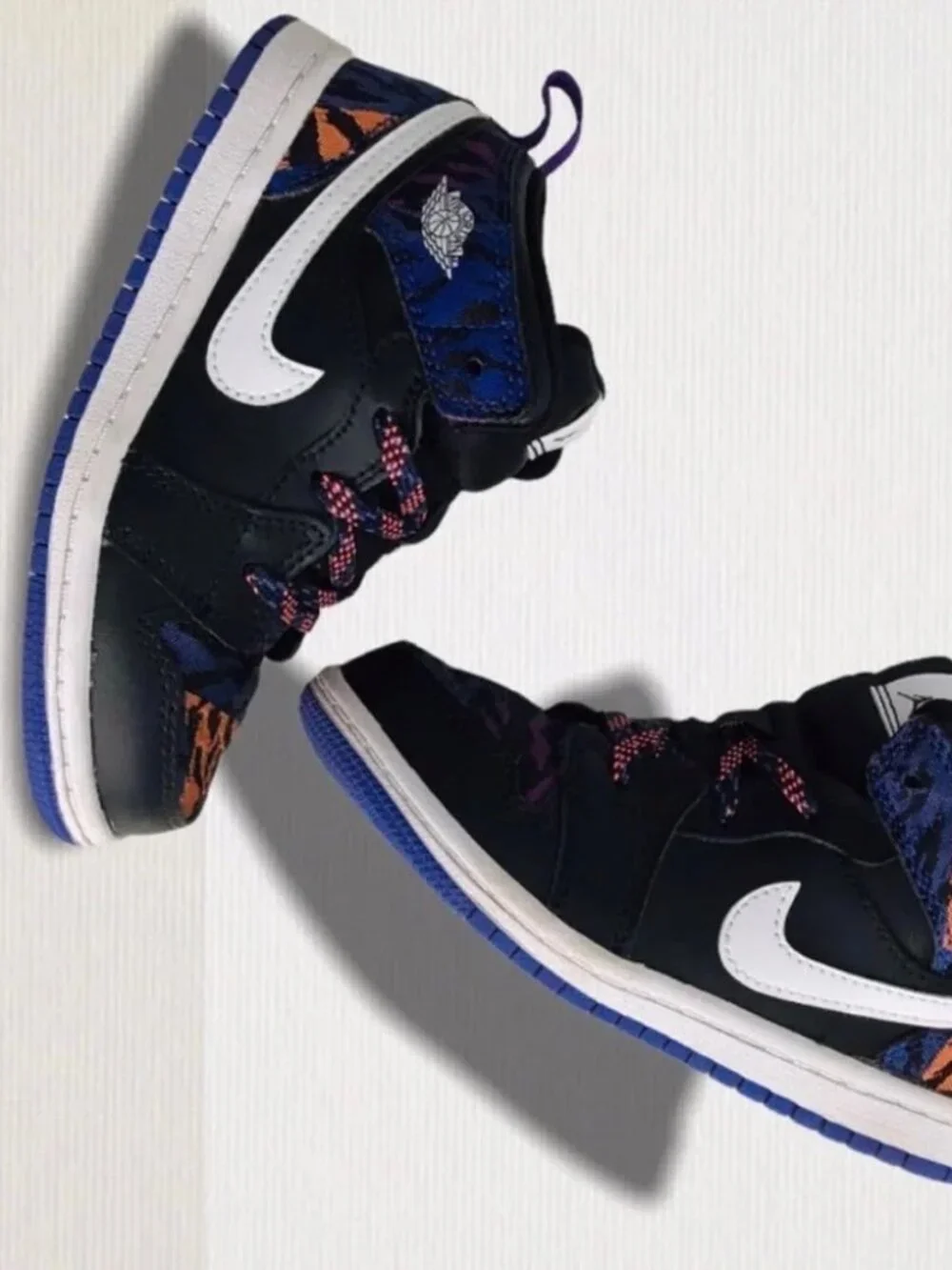 Nike Air Jordan 1 Mid SE GS 